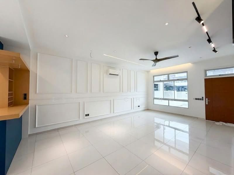 Rumah Teres 2-Tingkat untuk Dijual di Setia Eco Village (Gelang Patah) - Esther Chang - Living Room - PropertyGuru.com.my