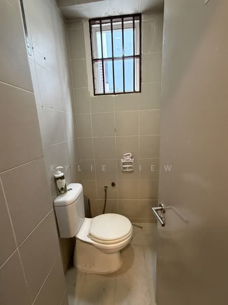 Shop / Office for Rent in Taman Tun Dr Ismail (Kuala Lumpur) - Kylie Liew - Bathroom - PropertyGuru.com.my