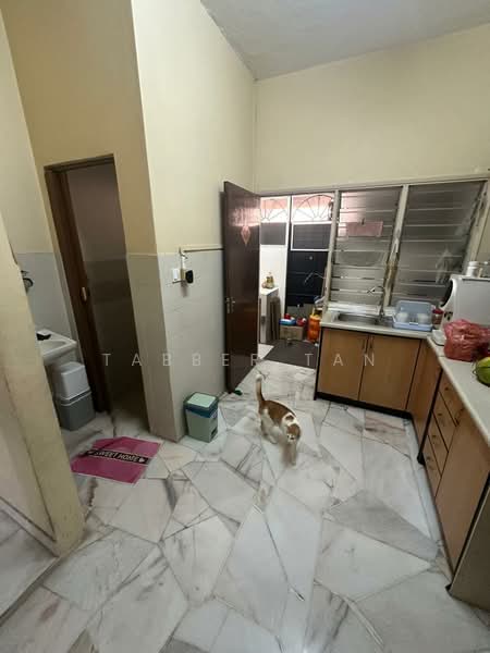 Rumah Teres 2-Tingkat untuk Dijual di Bandar Sungai Long (Selangor) - Tabber Tan - Kitchen - PropertyGuru.com.my