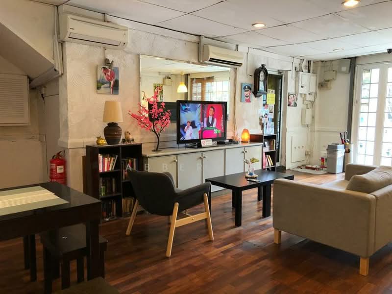 Shop / Office untuk Dijual di Kuala Lumpur (Kuala Lumpur) - Tabber Tan - Living Room - PropertyGuru.com.my