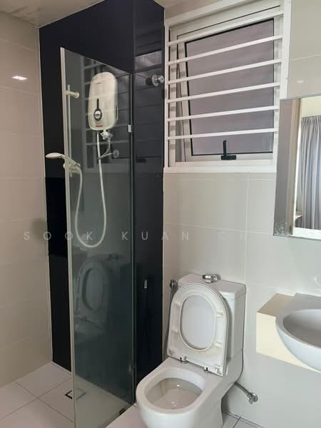 Kondominium untuk Disewa di La Thea Residences - Sook Kuan Chan - Bathroom - PropertyGuru.com.my