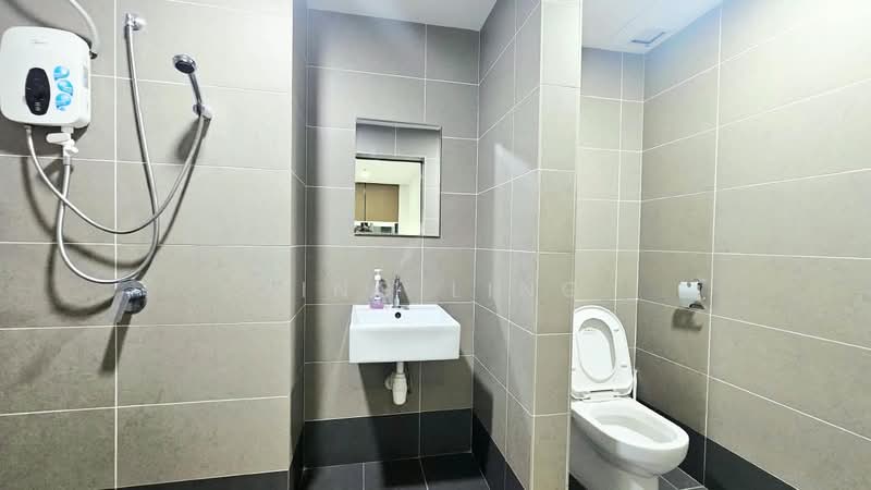 Sofo for Rent in Damansara Jaya (Petaling Jaya) - Ling Ling - Bathroom - PropertyGuru.com.my