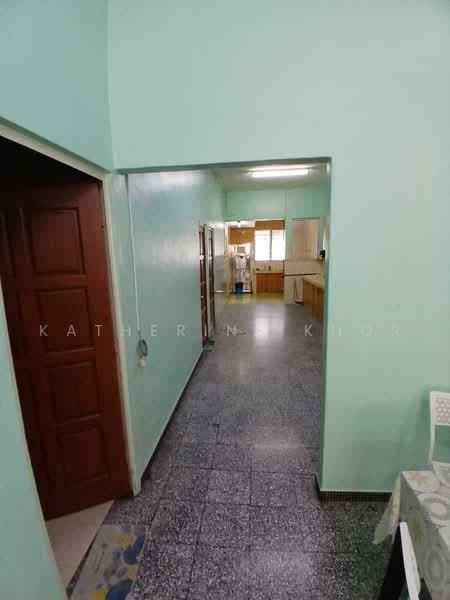 1-storey Terraced House for Rent in Jelutong (Penang) - Katherine Khor - Kitchen - PropertyGuru.com.my