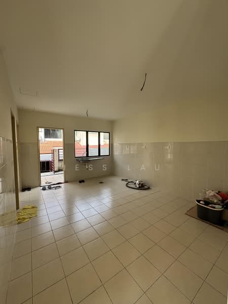 Rumah Teres 2.5-Tingkat untuk Dijual di Bandar Kinrara Seksyen 9 (Bandar Kinrara) - Jess Lau - Kitchen - PropertyGuru.com.my