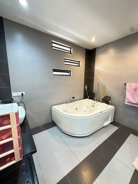 Bungalow House untuk Dijual di Seberang Perai (Penang) - FU HOW - Bathroom - PropertyGuru.com.my