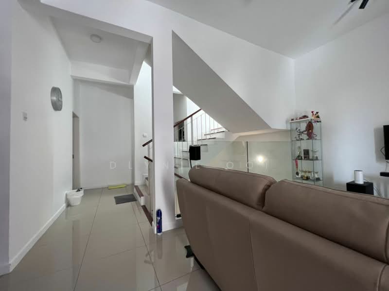 Rumah Teres 3-Tingkat untuk Dijual di Taman Cheras Hartamas (Cheras) - Dlynie Ooi - Living Room - PropertyGuru.com.my