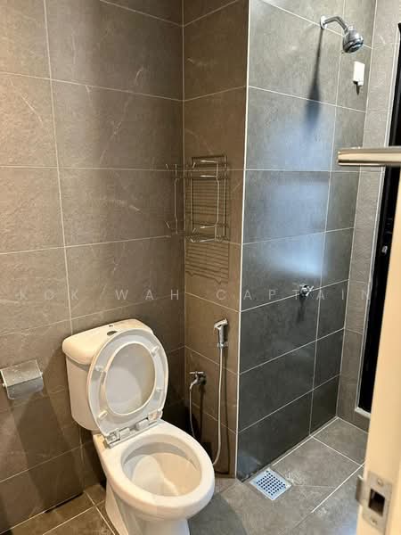 Kediaman Servis untuk Disewa di Majestic Maxim - Kok Wah Captain - Bathroom - PropertyGuru.com.my
