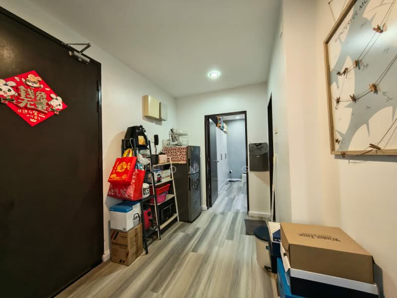Service Residence for Sale at The Garden Residences - Leon Ng - Corridor - PropertyGuru.com.my