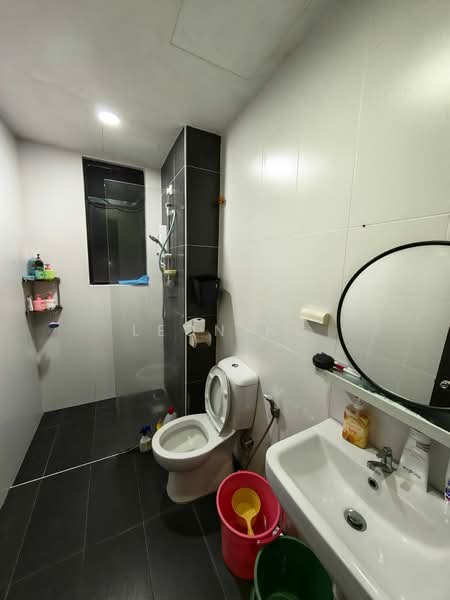 Service Residence for Sale at The Garden Residences - Leon Ng - Bathroom - PropertyGuru.com.my