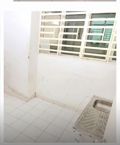 Kondominium untuk Dijual di Elit Heights @ Bayan City - Lenny Goon - Bathroom - PropertyGuru.com.my