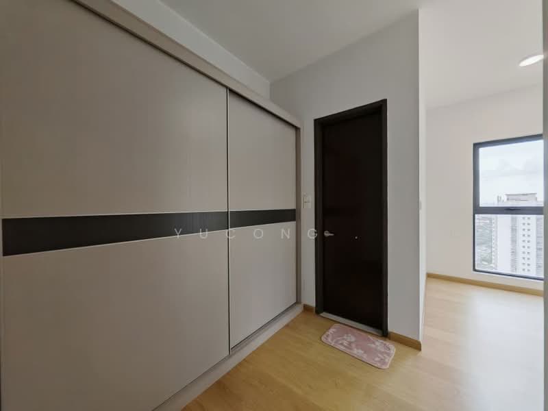 Kondominium untuk Dijual di Amberside @ Country Garden Danga Bay - Yucong . - Corridor - PropertyGuru.com.my