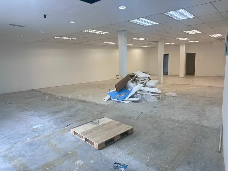 Shop for Rent in Taman Maluri (Cheras) - Kweenie Chong - Interior - PropertyGuru.com.my