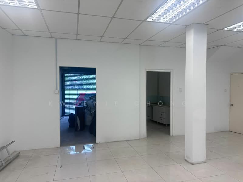 Shop for Rent in Taman Maluri (Cheras) - Kweenie Chong - Interior - PropertyGuru.com.my