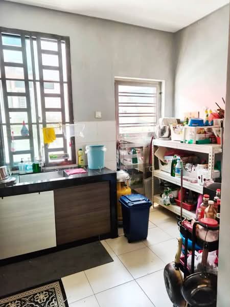 2-storey Terraced House for Sale in Austin (Johor Bahru) - Suny Sior - Kitchen - PropertyGuru.com.my