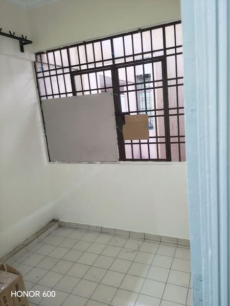 Kondominium untuk Disewa di Skudai Villa - Leon Ng - Balcony - PropertyGuru.com.my