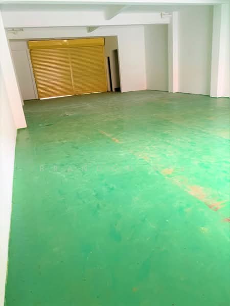 Kedai untuk Disewa di Taman Serdang Utama (Seri Kembangan) - Brandon Yee - Interior - PropertyGuru.com.my
