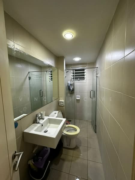 Service Residence for Sale at Tiara Mutiara / The Crown - Vincent Chye - Bathroom - PropertyGuru.com.my