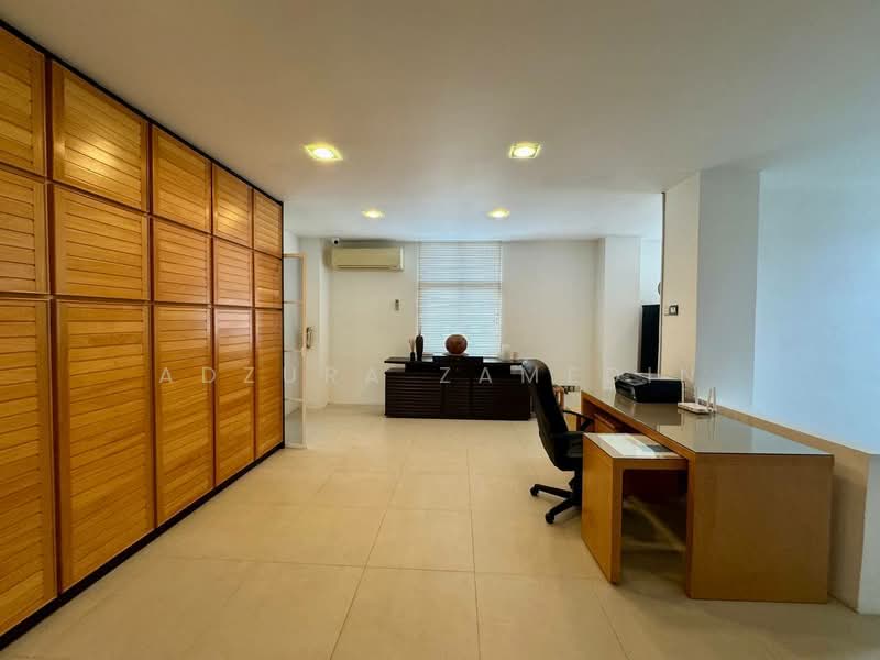 Bungalow House for Sale in Seksyen 13 (Shah Alam) - Adzura Zamedin - Study - PropertyGuru.com.my
