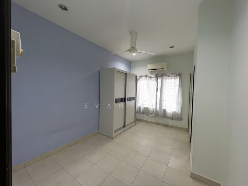 2-storey Terraced House for Sale in Alam Nusantara (Setia Alam) - Evan Uh - Bedroom 1 - PropertyGuru.com.my