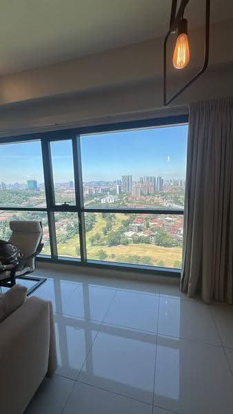 Kediaman Servis untuk Disewa di Tropicana Gardens - Shawn Loh - Living Room - PropertyGuru.com.my