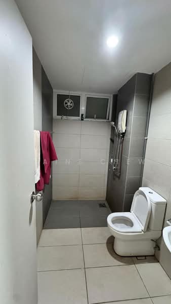 Condominium for Rent at Gardens Ville - Elaine Chew - Bathroom - PropertyGuru.com.my