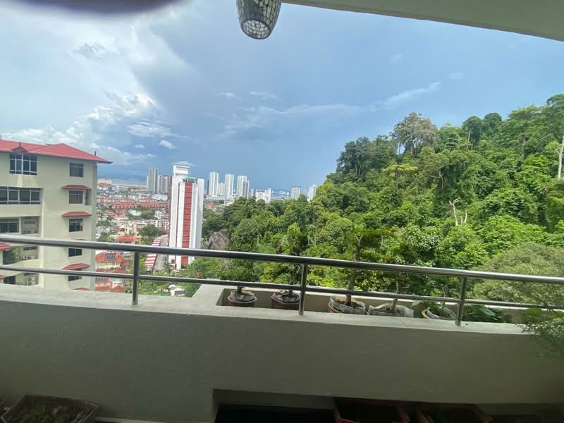 Condominium for Sale at Diamond Villa Condominium - Shiew Lan Yeap - Balcony - PropertyGuru.com.my