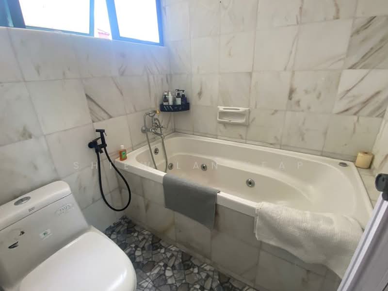 Condominium for Sale at Diamond Villa Condominium - Shiew Lan Yeap - Bathroom - PropertyGuru.com.my