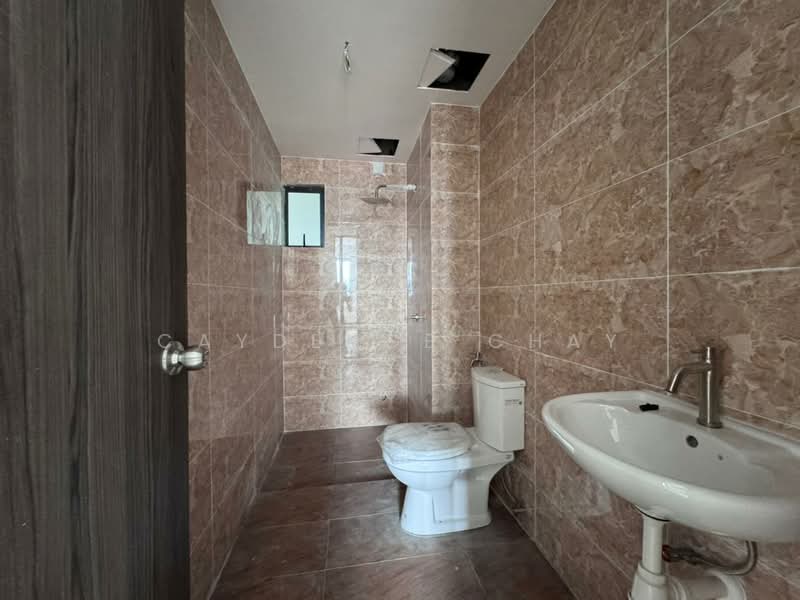 Condominium for Sale at Mulberi - Caydence Chay - Bathroom - PropertyGuru.com.my