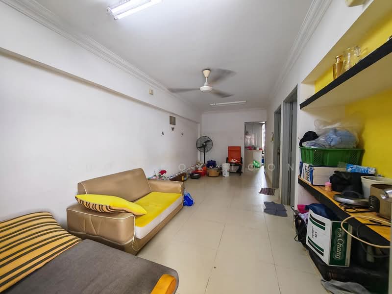Flat for Sale at Mutiara Fadason - Chow Kok Toong - Living Room - PropertyGuru.com.my