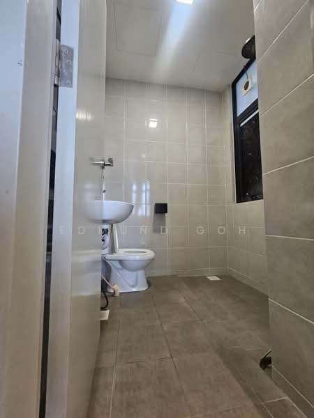Kediaman Servis untuk Dijual di Zenopy Residences - Edmund Goh - Bathroom - PropertyGuru.com.my