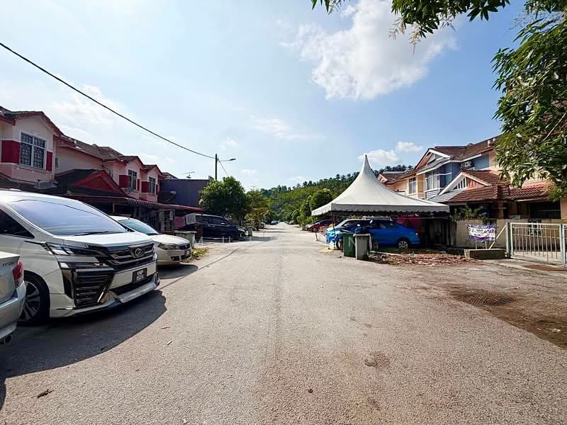 2-storey Terraced House for Sale in Puncak Alam (Selangor) - Muin Mn - Exterior - PropertyGuru.com.my