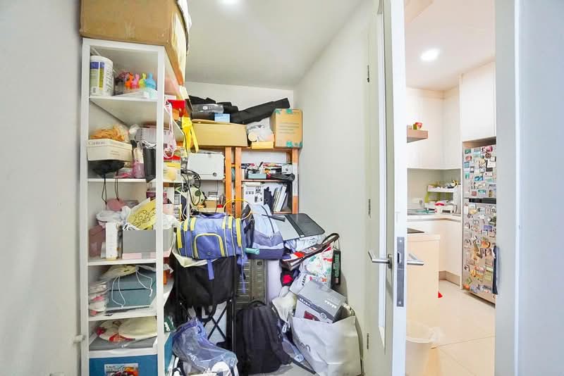 Service Residence for Sale at G Residence - Izzaza Izzati - Kitchen - PropertyGuru.com.my