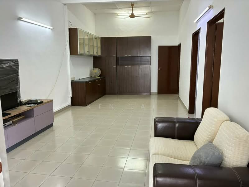Rumah Teres 1-Tingkat untuk Dijual di Taman Shanghai (Jalan Klang Lama (Old Klang Road)) - Ken Lai - Living Room - PropertyGuru.com.my