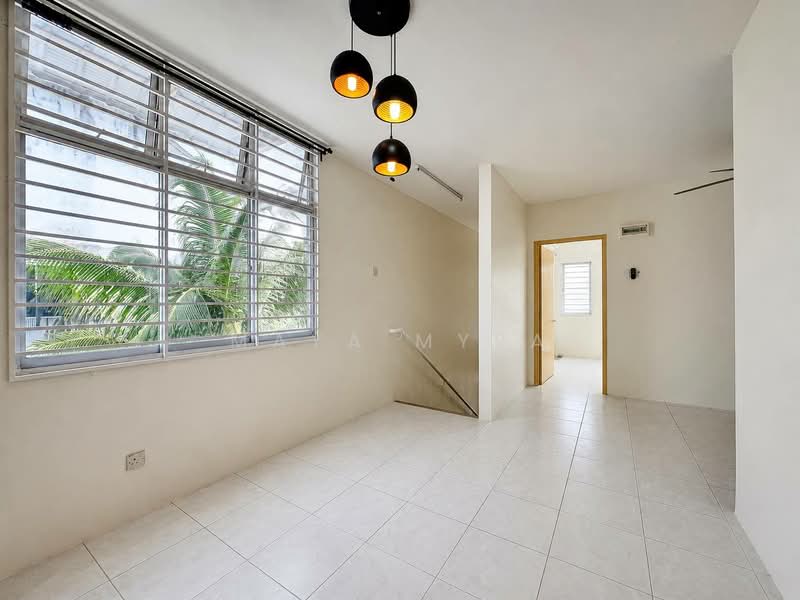 Townhouse for Sale in Dengkil (Selangor) - Maya Myra - Living Room - PropertyGuru.com.my