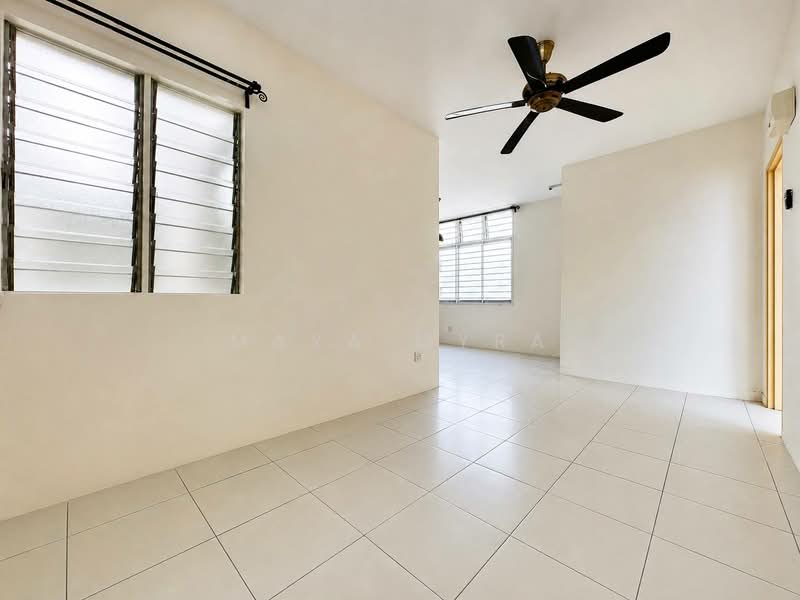 Townhouse for Sale in Dengkil (Selangor) - Maya Myra - Living Room - PropertyGuru.com.my