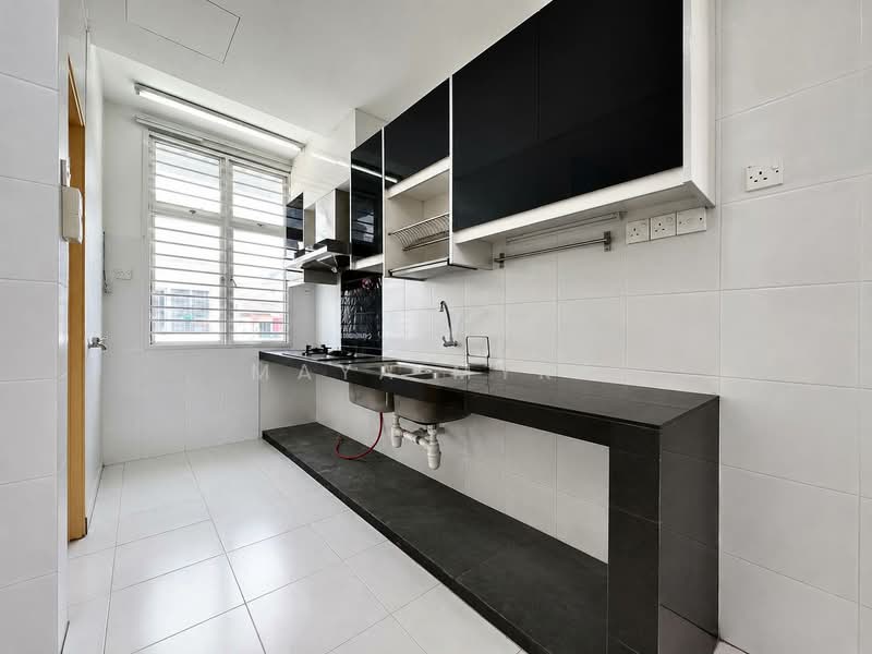 Townhouse for Sale in Dengkil (Selangor) - Maya Myra - Kitchen - PropertyGuru.com.my