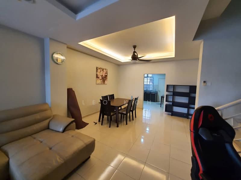 Townhouse for Sale in Seri Kembangan (Selangor) - Leo Koh - Living Room - PropertyGuru.com.my