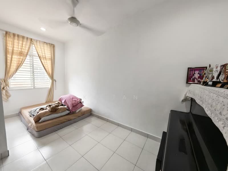 2-storey Terraced House for Sale in Taman Bestari Indah (Ulu Tiram) - KS Tan - PropertyGuru.com.my