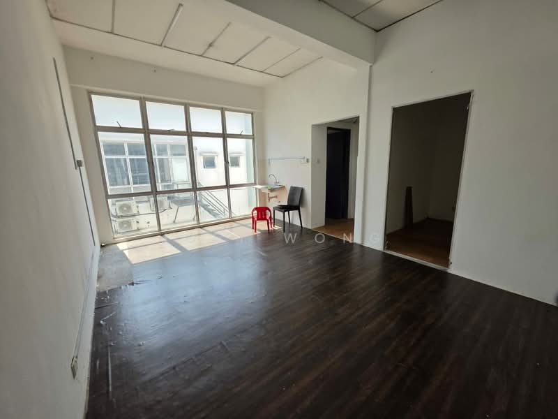 Shop for Rent in Taman Puncak Jalil (Seri Kembangan) - Joey Wong - Interior - PropertyGuru.com.my