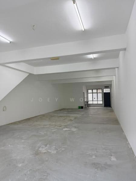 Shop for Rent in Taman Puncak Jalil (Seri Kembangan) - Joey Wong - Interior - PropertyGuru.com.my