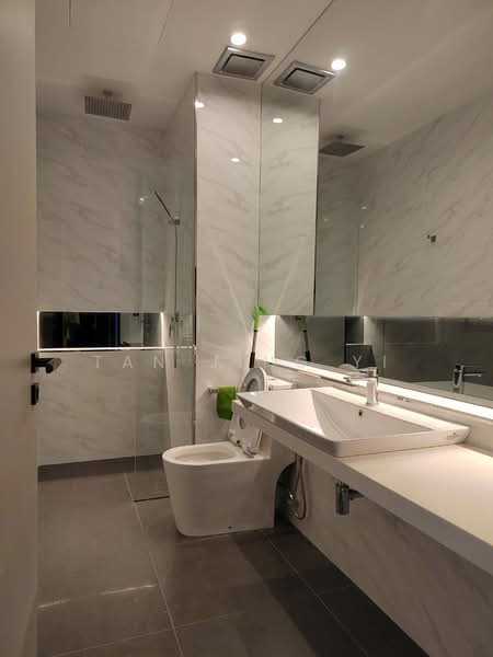 Service Residence for Sale at City of Dreams - Tan Jing Yi - Bathroom - PropertyGuru.com.my