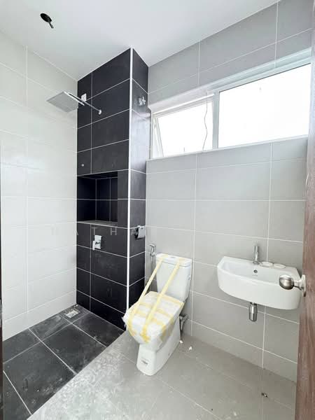 Semi-Detached House for Sale in Taman Seri Austin (Tebrau) - Nathan Chan - PropertyGuru.com.my