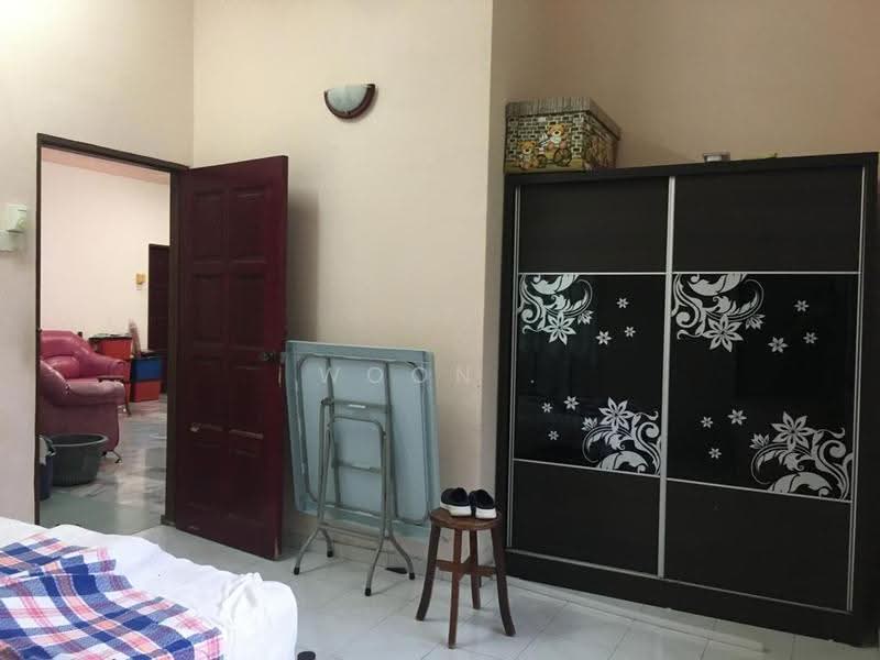 Bungalow House untuk Disewa di Rim (Melaka) - Woon . - Bedroom - PropertyGuru.com.my