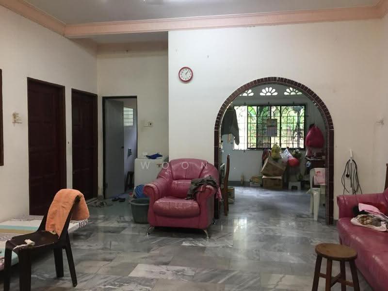 Bungalow House untuk Disewa di Rim (Melaka) - Woon . - Living Room - PropertyGuru.com.my