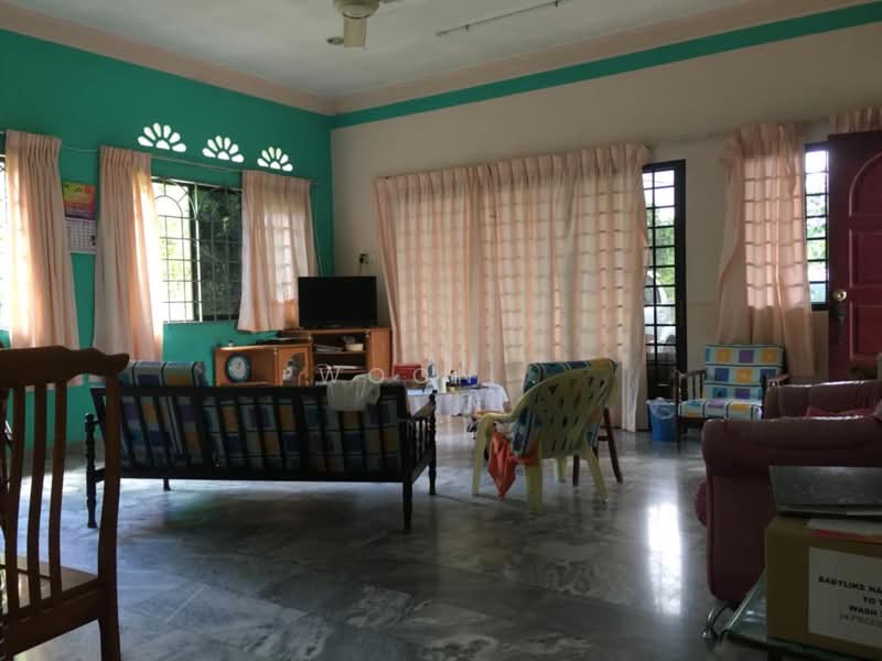 Bungalow House untuk Disewa di Rim (Melaka) - Woon . - Living Room - PropertyGuru.com.my
