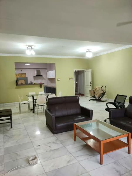 Kondominium untuk Disewa di Pelita Indah - Joseph Wong - Living Room - PropertyGuru.com.my
