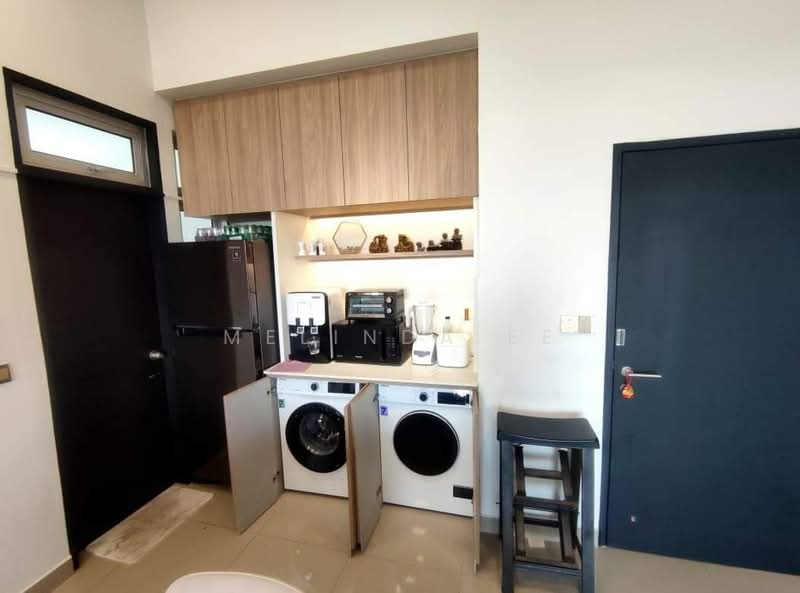 Kediaman Servis untuk Dijual di Centra Residences - Melinda Ee - Kitchen - PropertyGuru.com.my