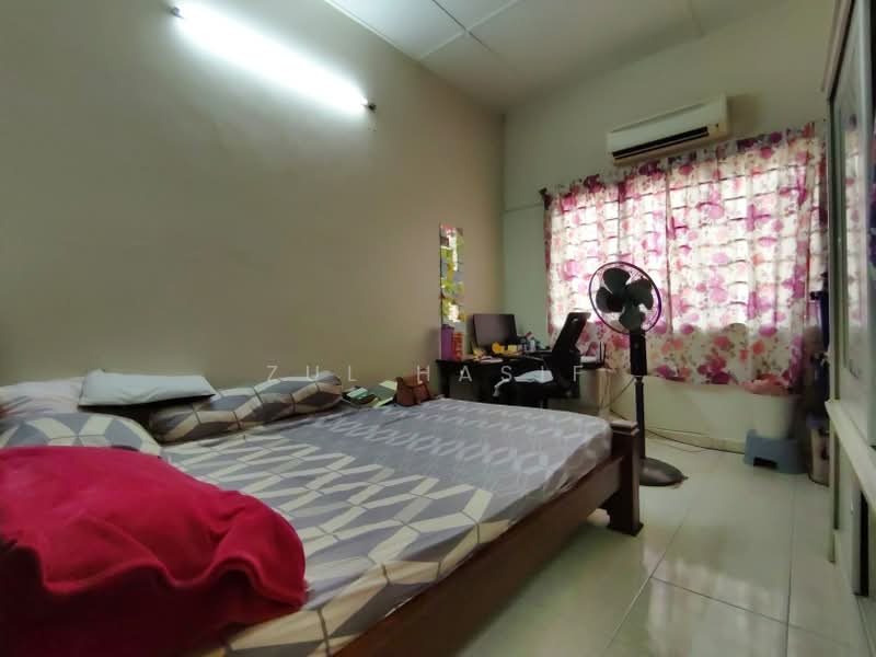 Rumah Teres 2-Tingkat untuk Dijual di Bandar Nusaputra (Puchong) - Zul Hasif - PropertyGuru.com.my
