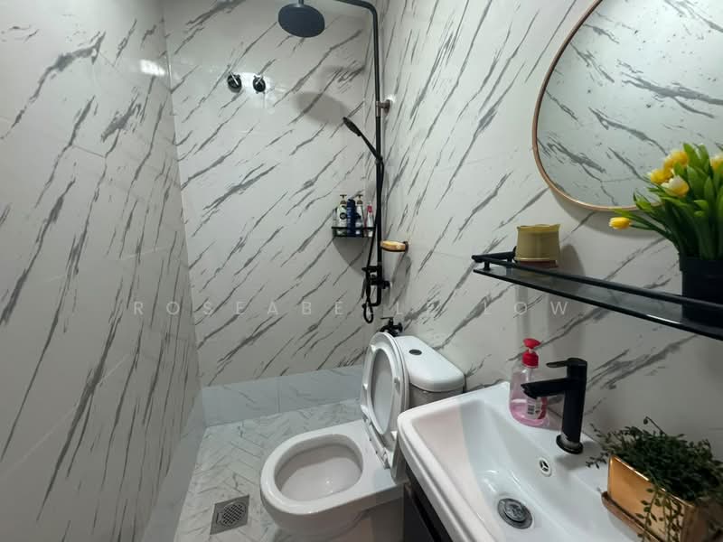 Service Residence for Sale at Garden Plaza - Roseabelle Low - Bathroom - PropertyGuru.com.my