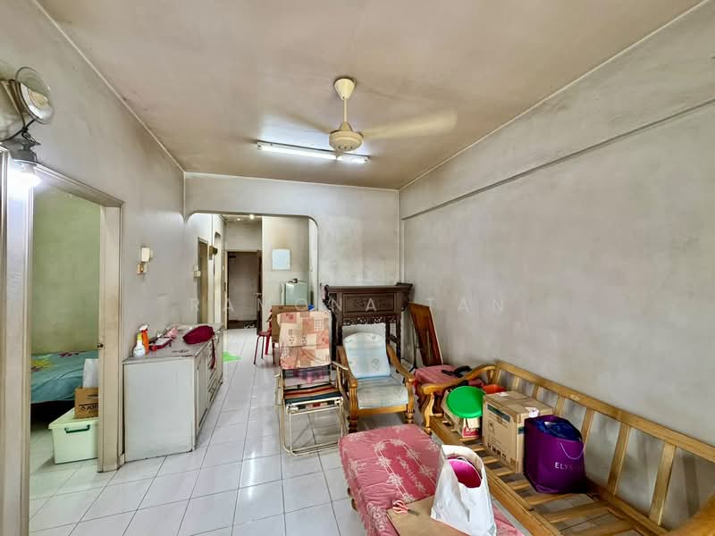 Rumah Flat untuk Dijual di Taman Malim Jaya - Ramona Tan - Living Room - PropertyGuru.com.my